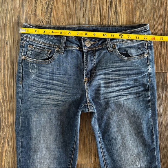 Vigold Straight Jeans Womens Juniors 7 Dark Wash Blue Denim Whiskers Embroidered - Picture 6 of 12